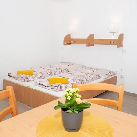 živec - Restaurace A Písek