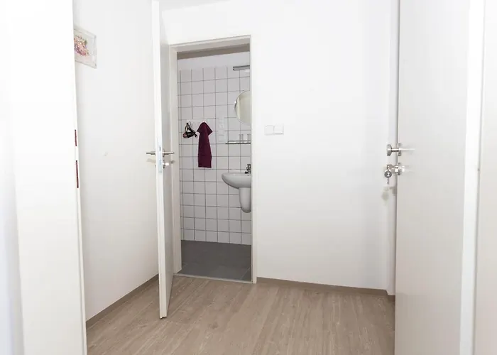 živec - Restaurace A