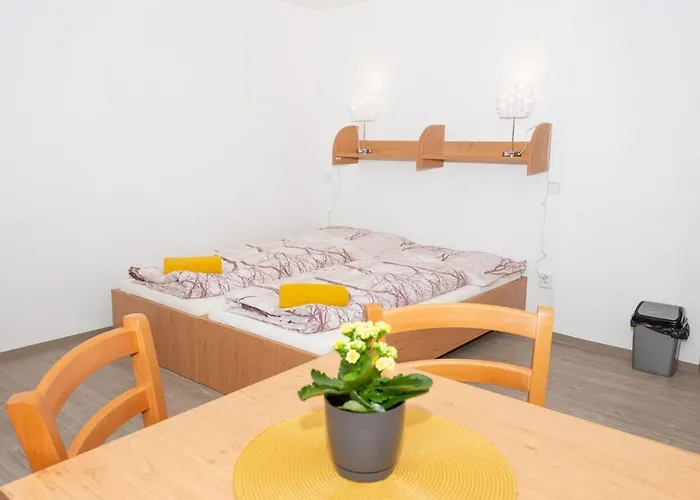 živec - Restaurace A Písek